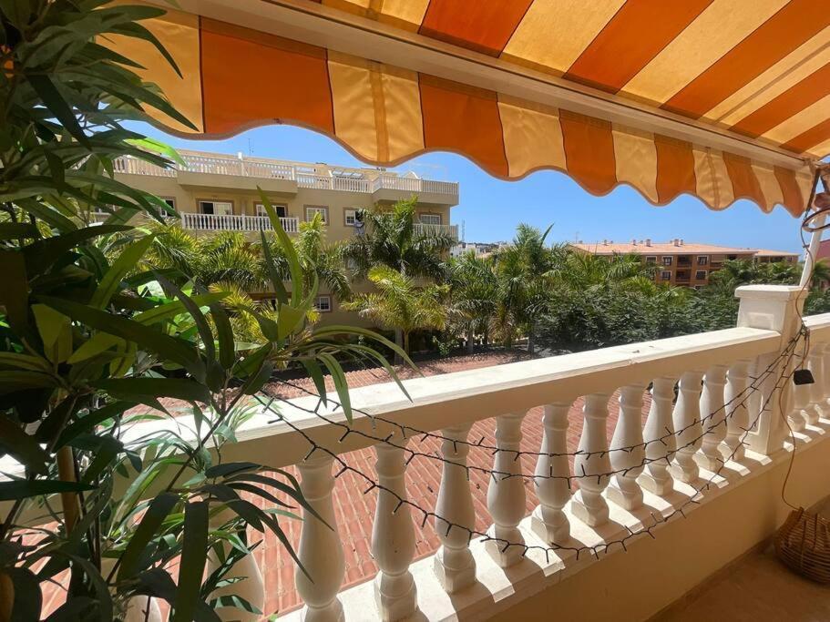 Appartamento Lovely Primavera Palm Mar Esterno foto