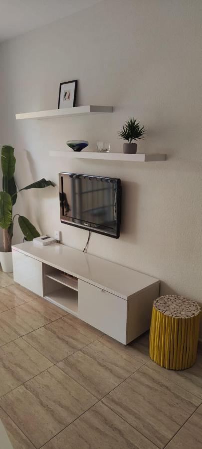 Appartamento Lovely Primavera Palm Mar Esterno foto